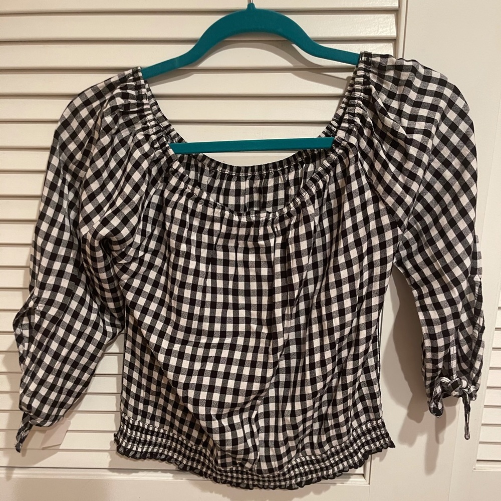 Women’s Hollister Top | BRAND NEW